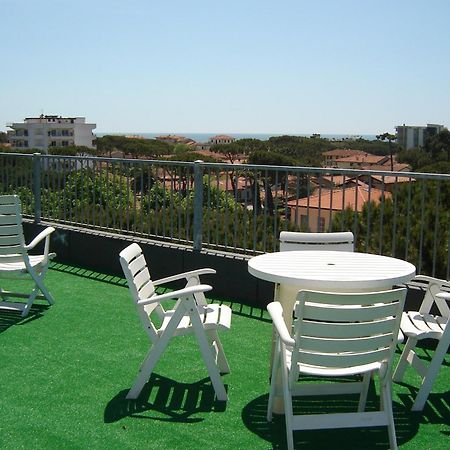 Hotel Mediterraneo Marina di Pietrasanta Dış mekan fotoğraf